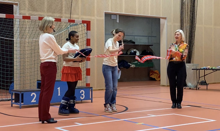 Molly klipper snoren i Majorstuen flerbrukshall